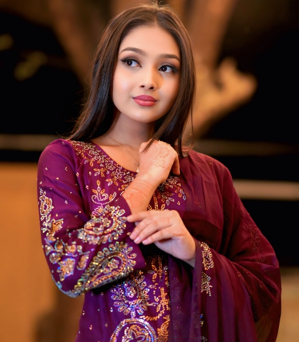 Unstitched Mayabi Three Picec - Image 3