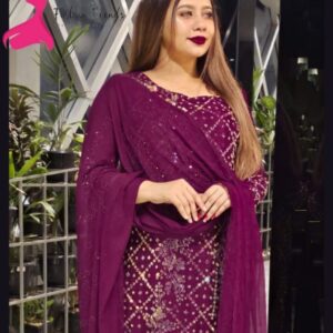 Exclusive 3 Piece Party Collection